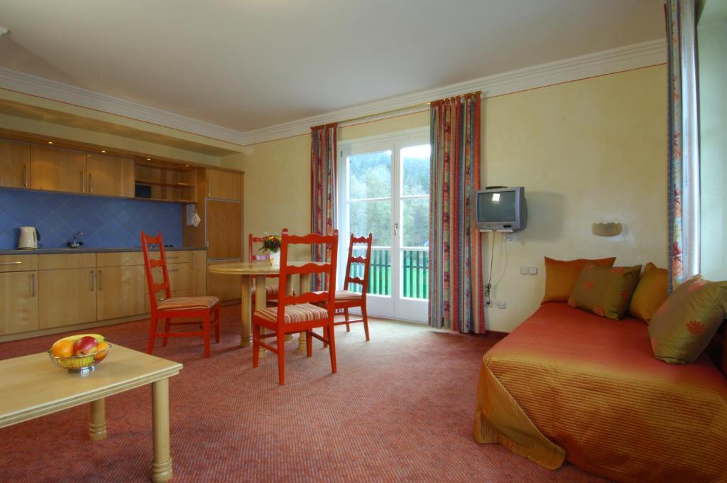 Die Wunder S Ferienpension Portschach am Woerthersee Exterior photo